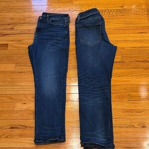 2 for 1 American Eagle Men’s Jeans